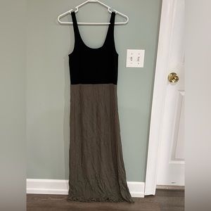 Black/Green tank maxi dress.  Size XS/S